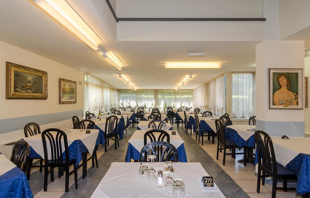Hotel Le Ginestre Лидо Ди Камайоре Екстериор снимка
